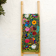 Cargar imagen en el visor de la galería, Caminos Bordados