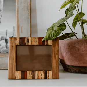 Portarretrato de madera y cardón