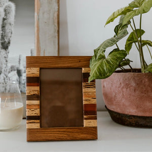 Portarretrato de madera y cardón